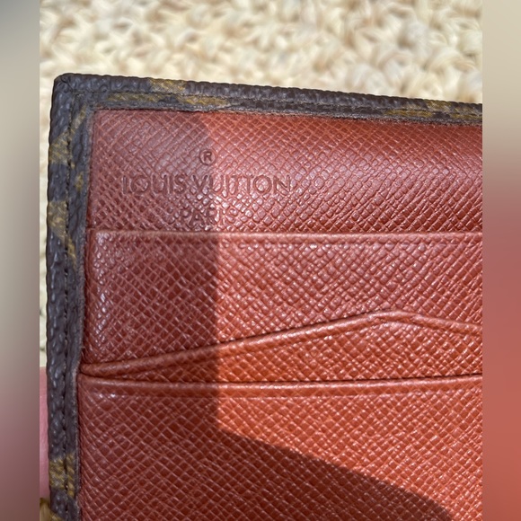 1991 Louis Vuitton Elise wallet - Picture 9 of 12